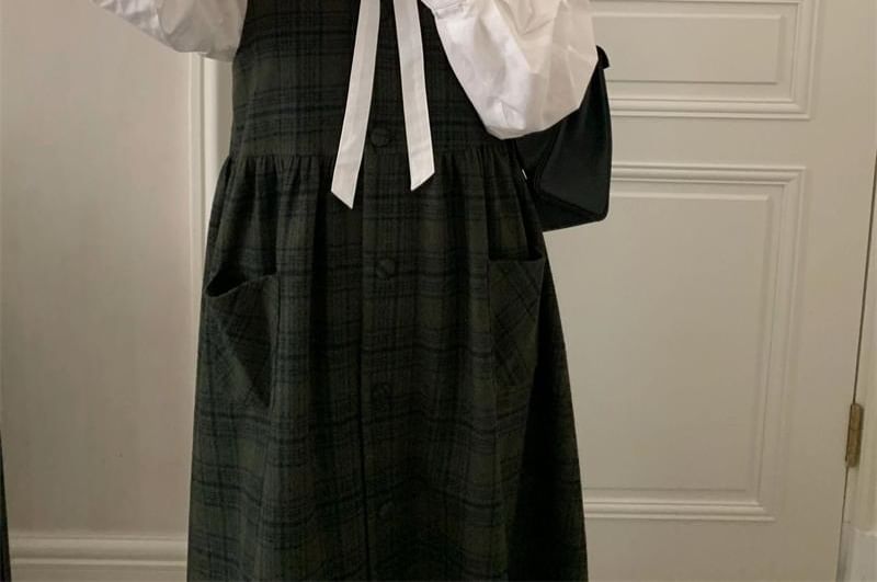 Secolo - Blouse met lange mouwen en strik / Geruite midi-jurk met V-hals en A-lijn