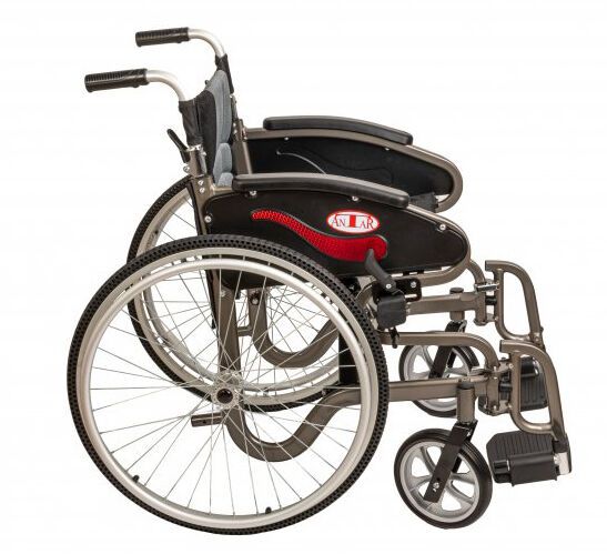ANTAR Rollstuhl aus Aluminium