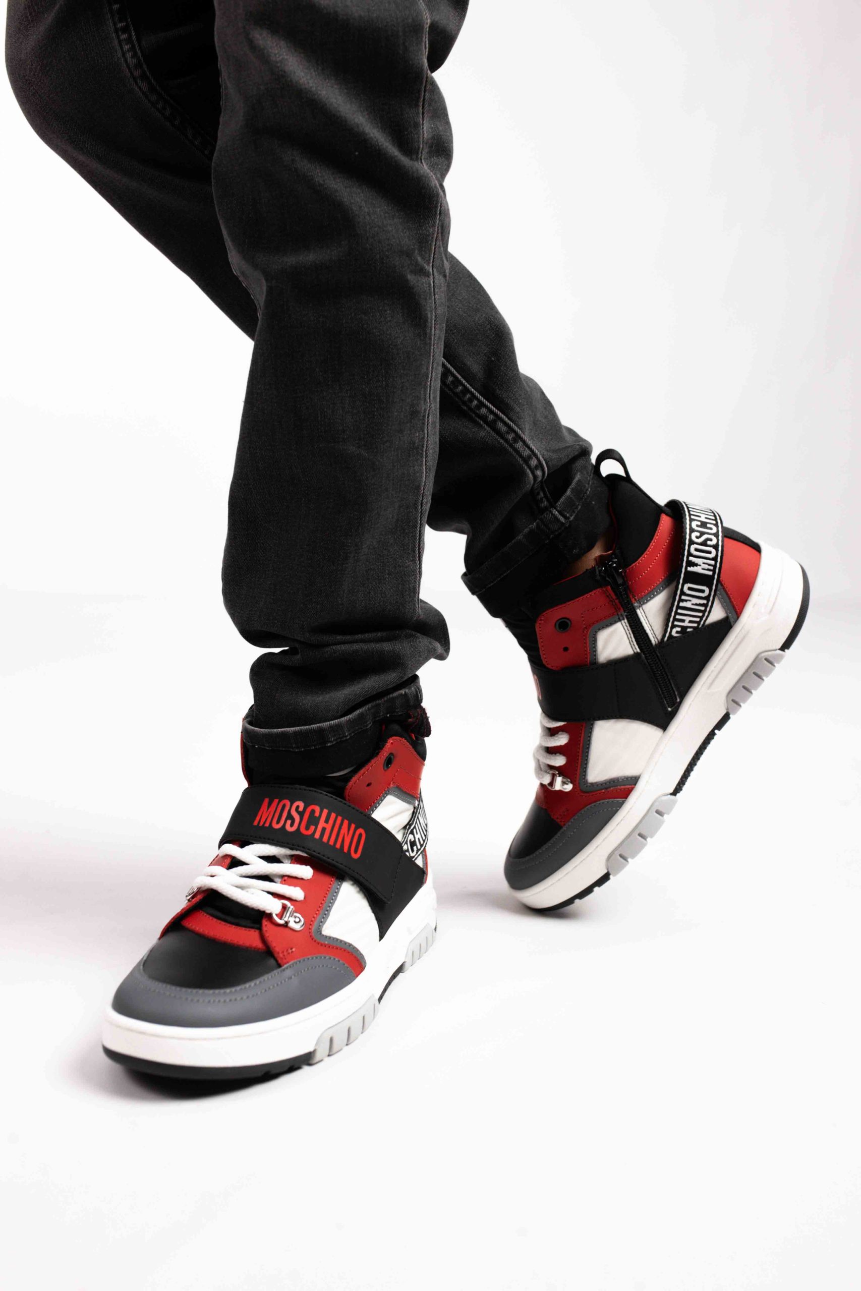 Moschino Sneakers 76018 Dames/Kids Zwart/Rood