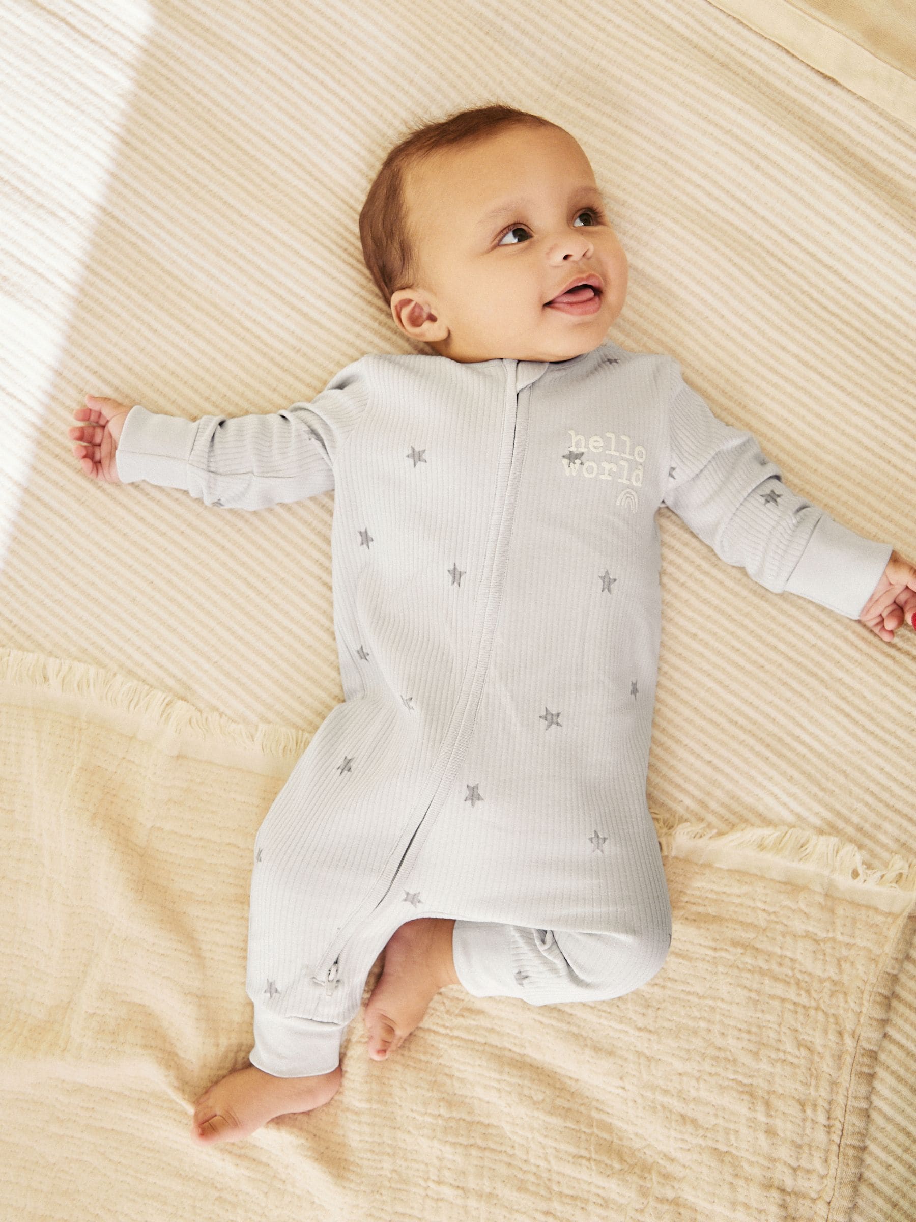 Grijs - 100% katoenen Hello World babypyjama met tweewegrits (0 - 9 mnd)