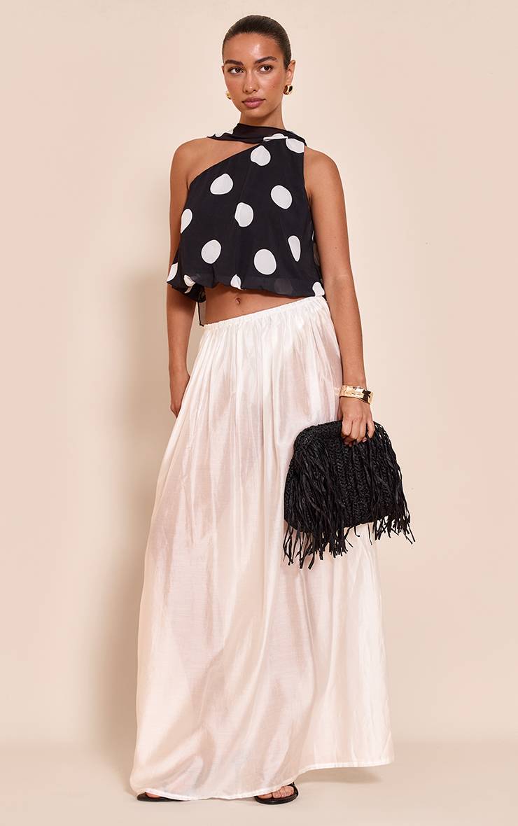 Deep Black Top Ballon Court À Détail Foulard En Mousseline Imprimé À Pois