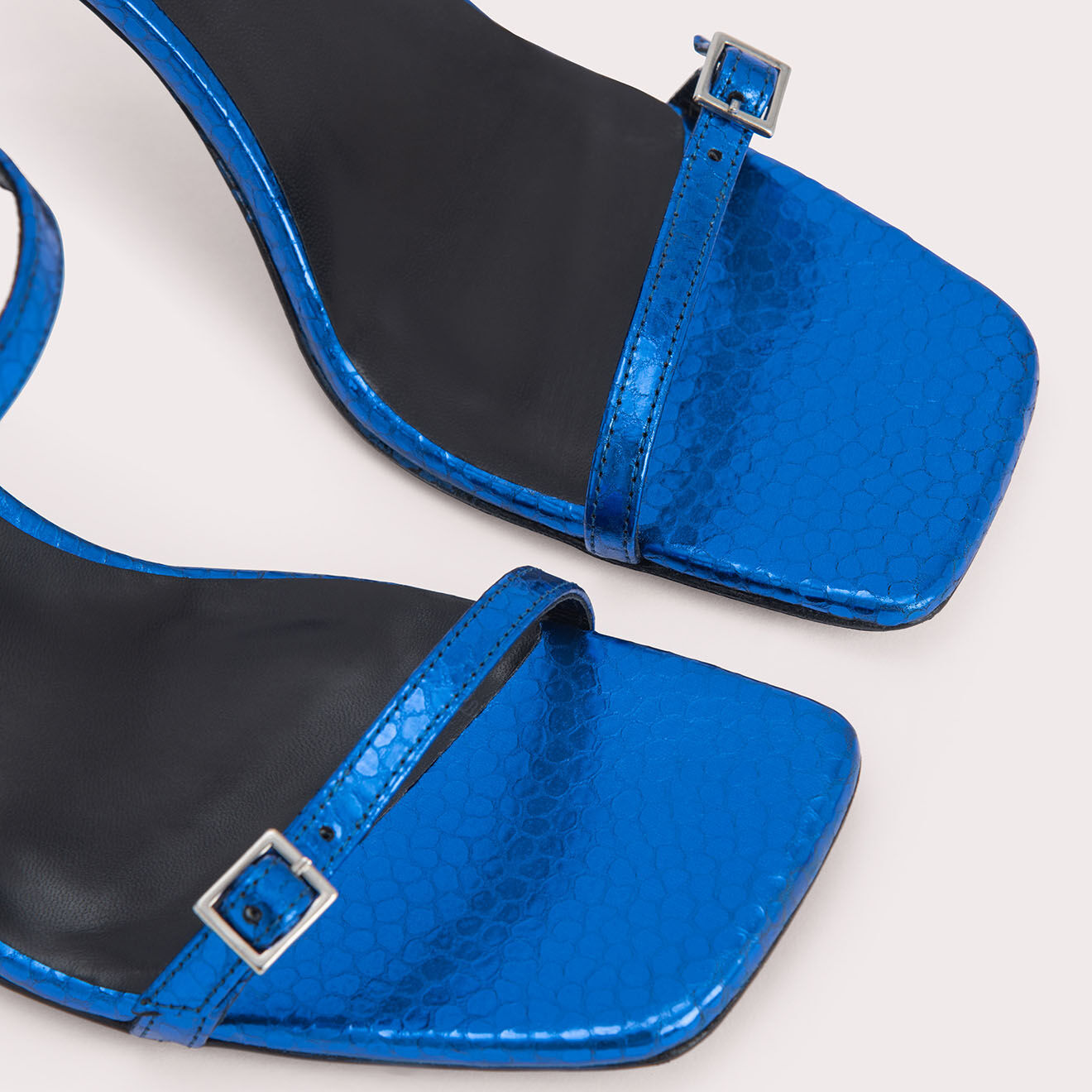 By Far Mules en Cuir Flick bleues - Talon 9 cm