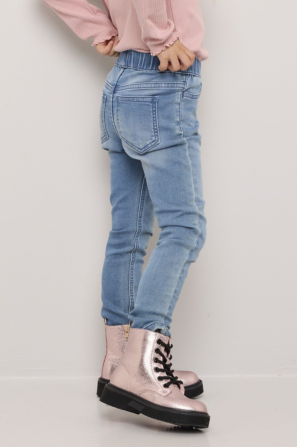 Jeans med elastikk i midjen