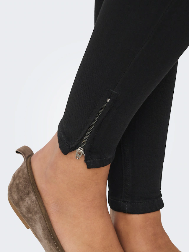 ONLY Ankle-Jeans »ONLKENDELL ETERNAL LIFE ANKLE BLACK NOOS«, mit Zipper am Saum