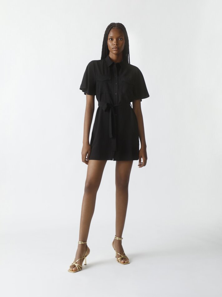Vestido curto estilo camisa - Preto