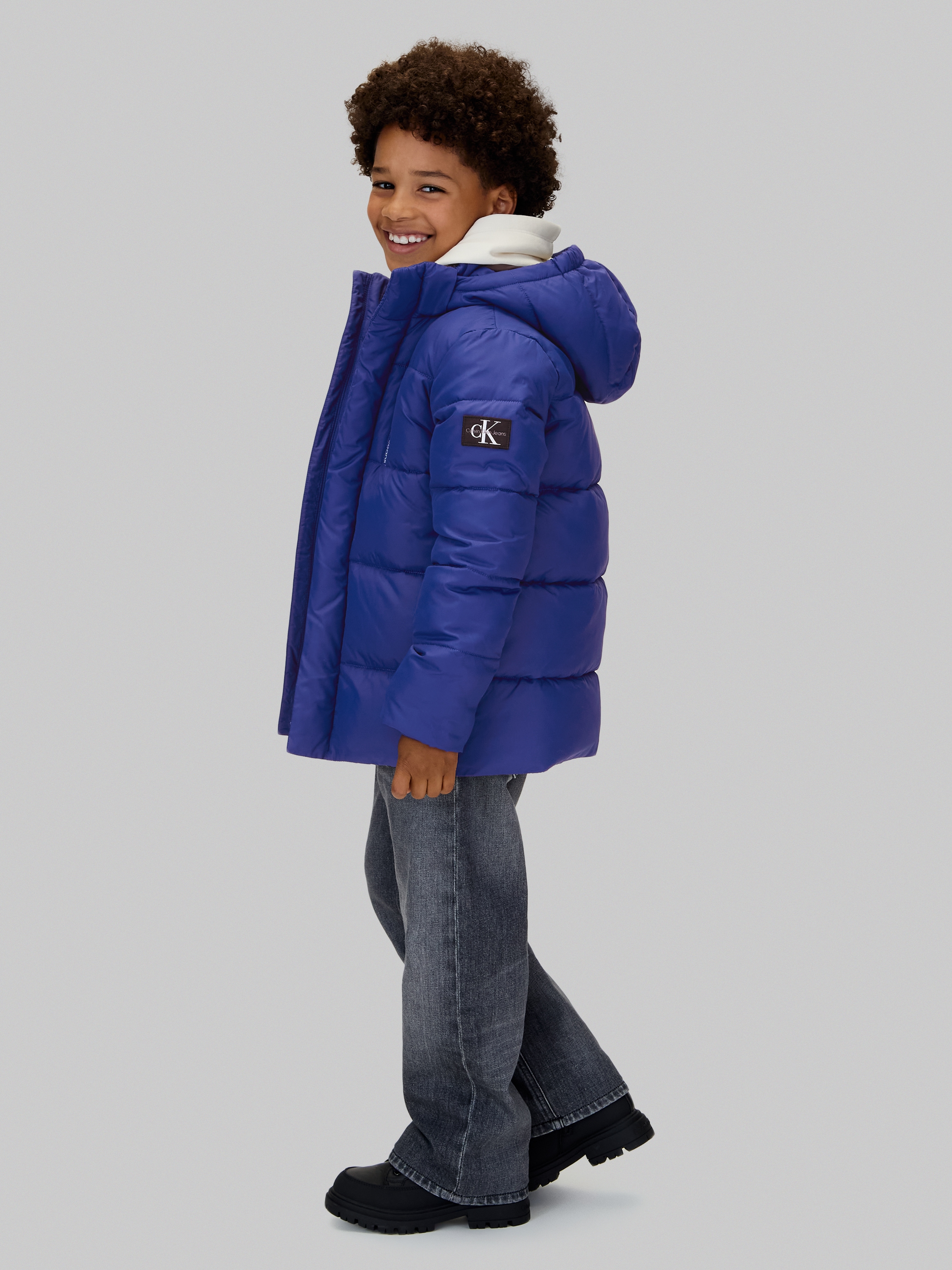 Calvin Klein Jeans Winterjacke »ESSENTIAL PUFFER JACKET« mit Kapuze für Kinder bis 16 Jahre und mit Logopatch