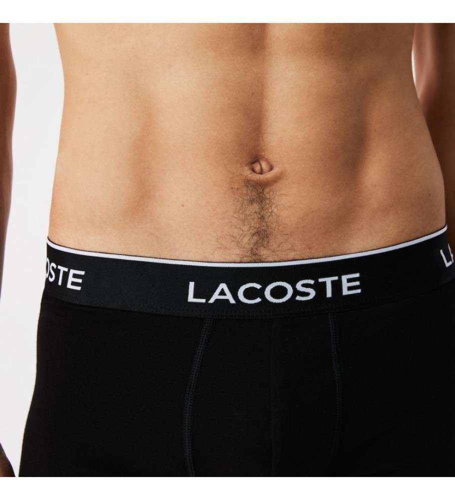 Conjunto de 3 cuecas boxer Lacoste 5H3389 nas cores preto, cinza e branco.