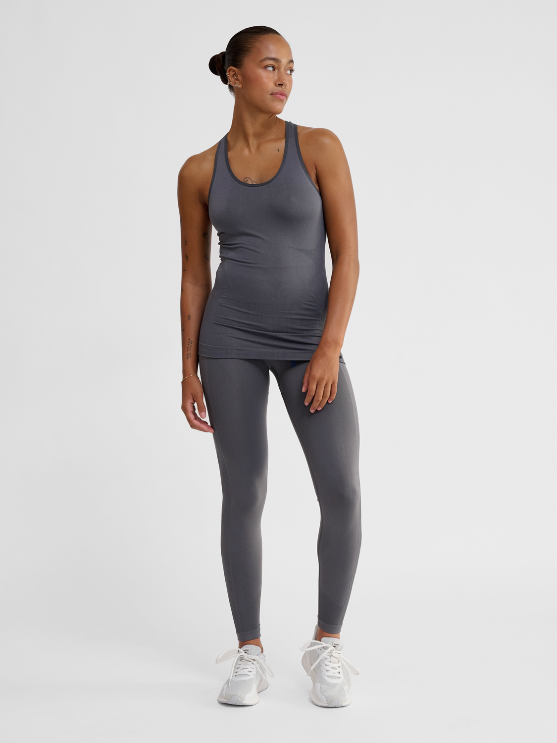 hmlTIF SEAMLESS TOP