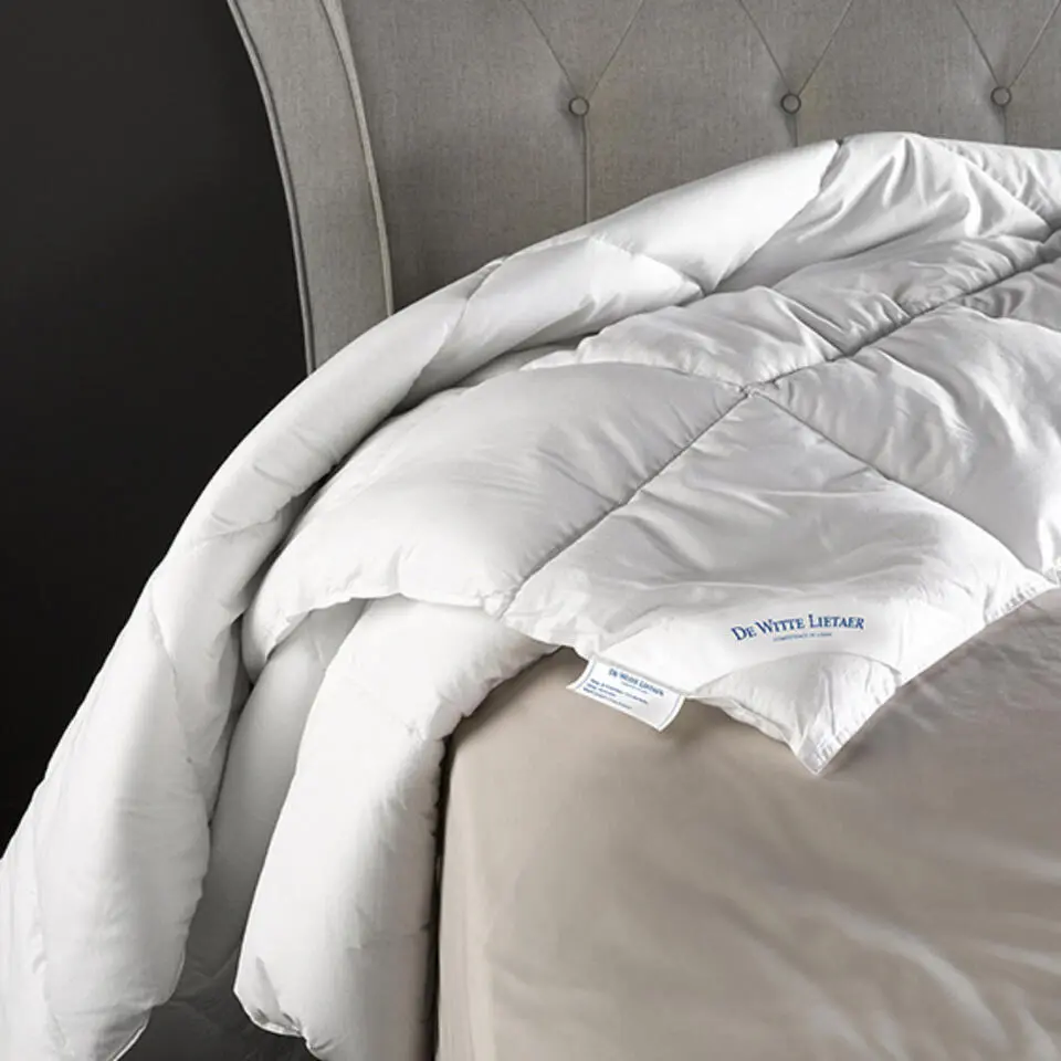 De Witte Lietaer Dekbed Dream - Hotelmaat - 260 x 240 cm - Polyestervulling