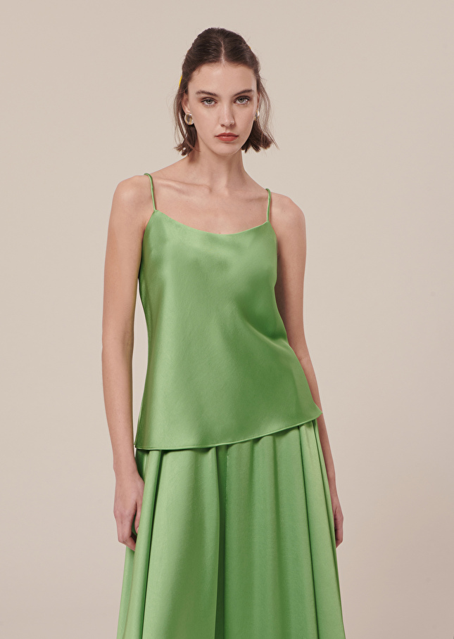 Top Tessvert en satin fluide