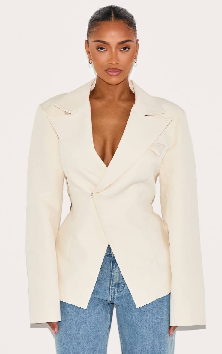 Crème Blazer Ajusté Asymétrique Croisé Avec Taille Ajustable Shape