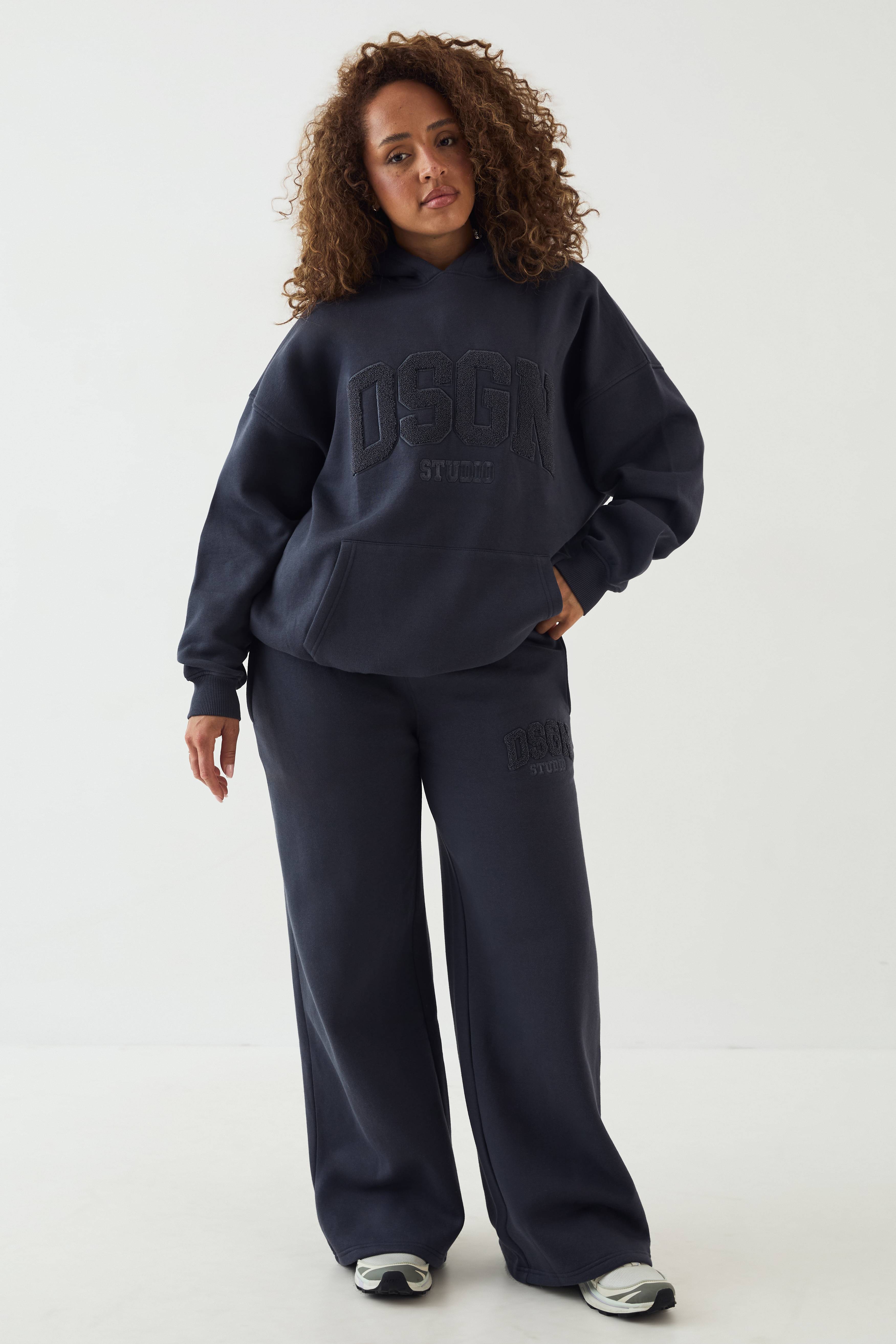 Sweat À Casynthétiqueche Oversize Dsgn Studio Avec Appliqué En Tissu Éponge