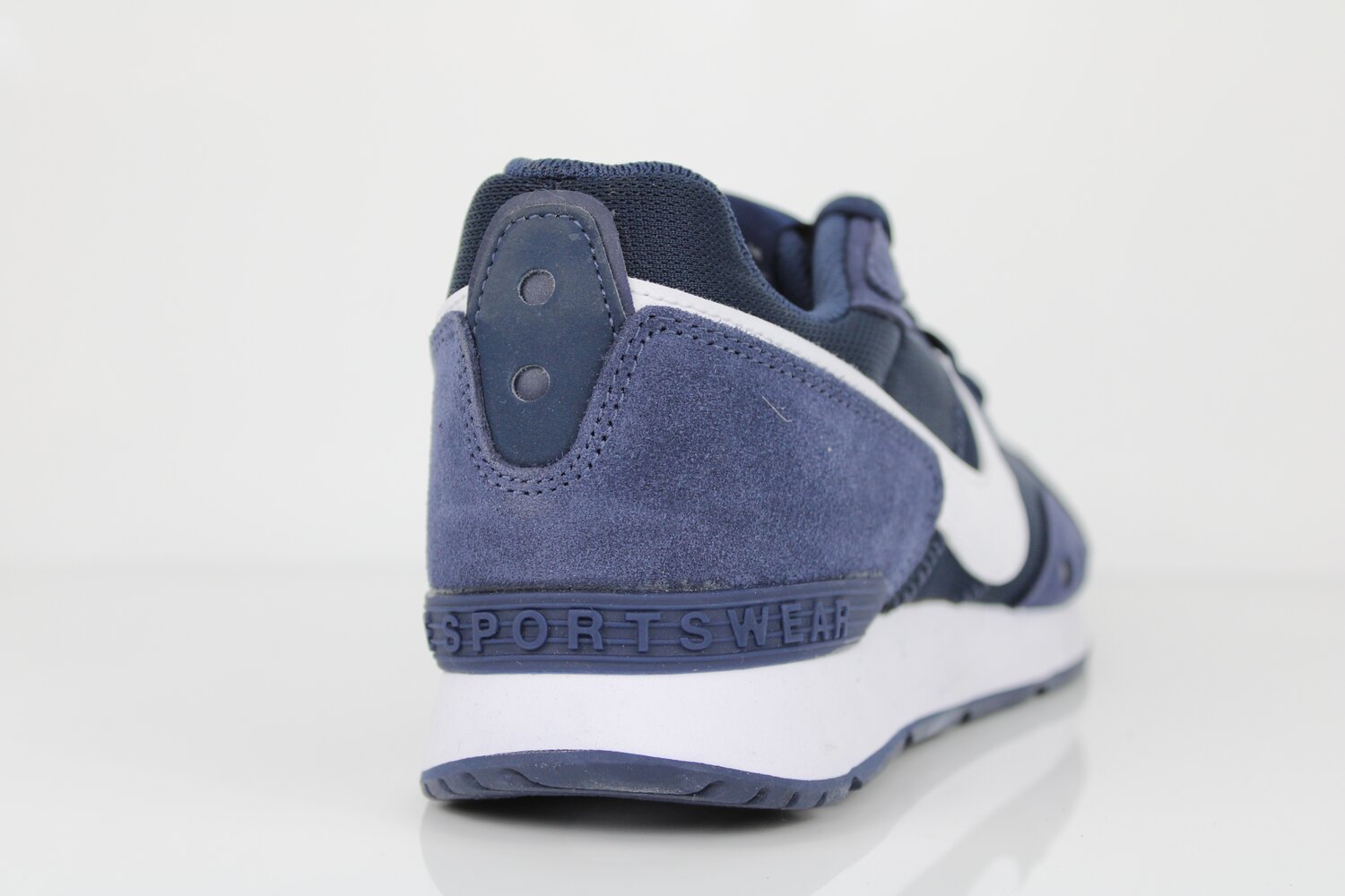 Nike Sneaker