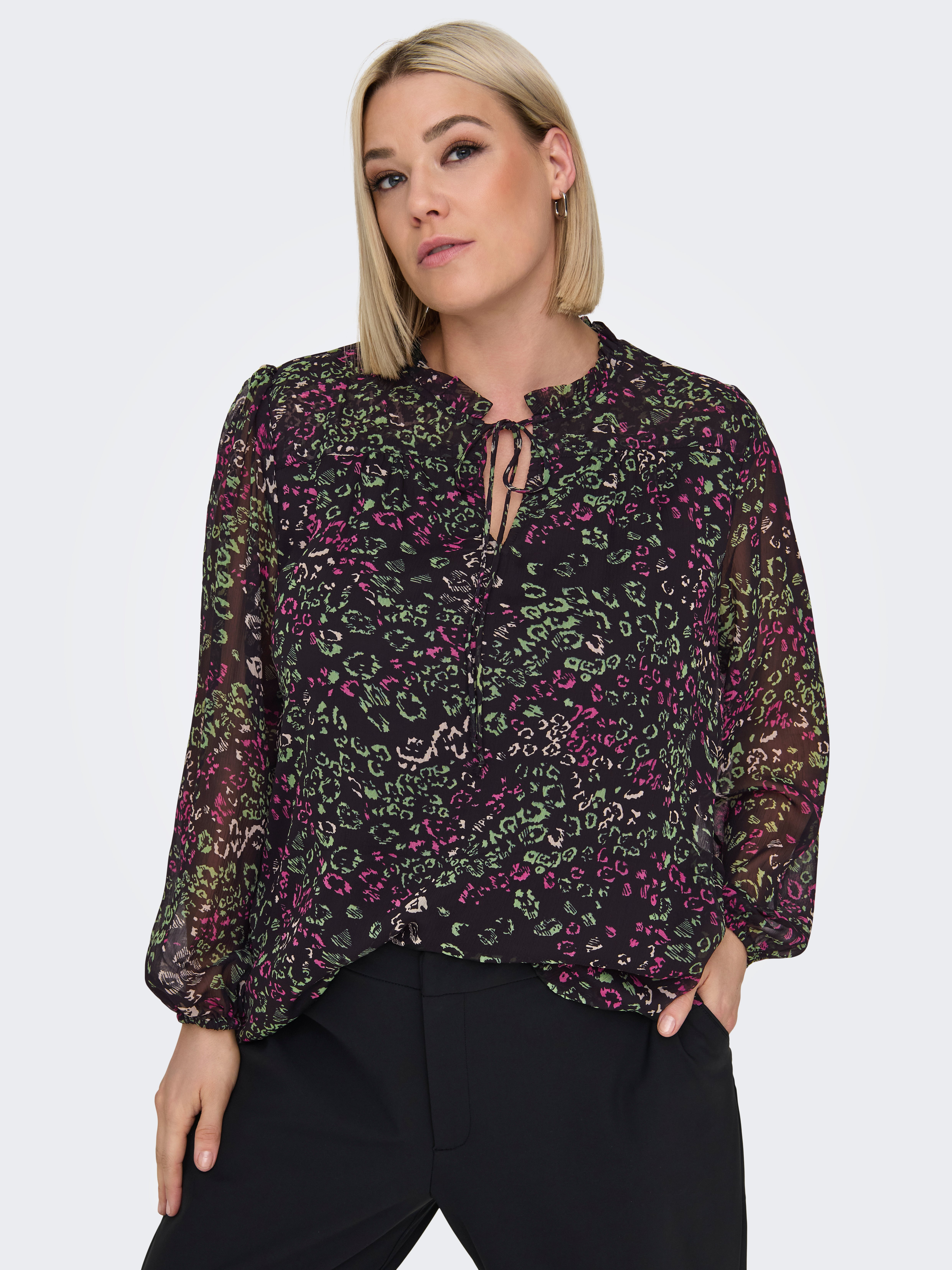 CARCERA Top Black