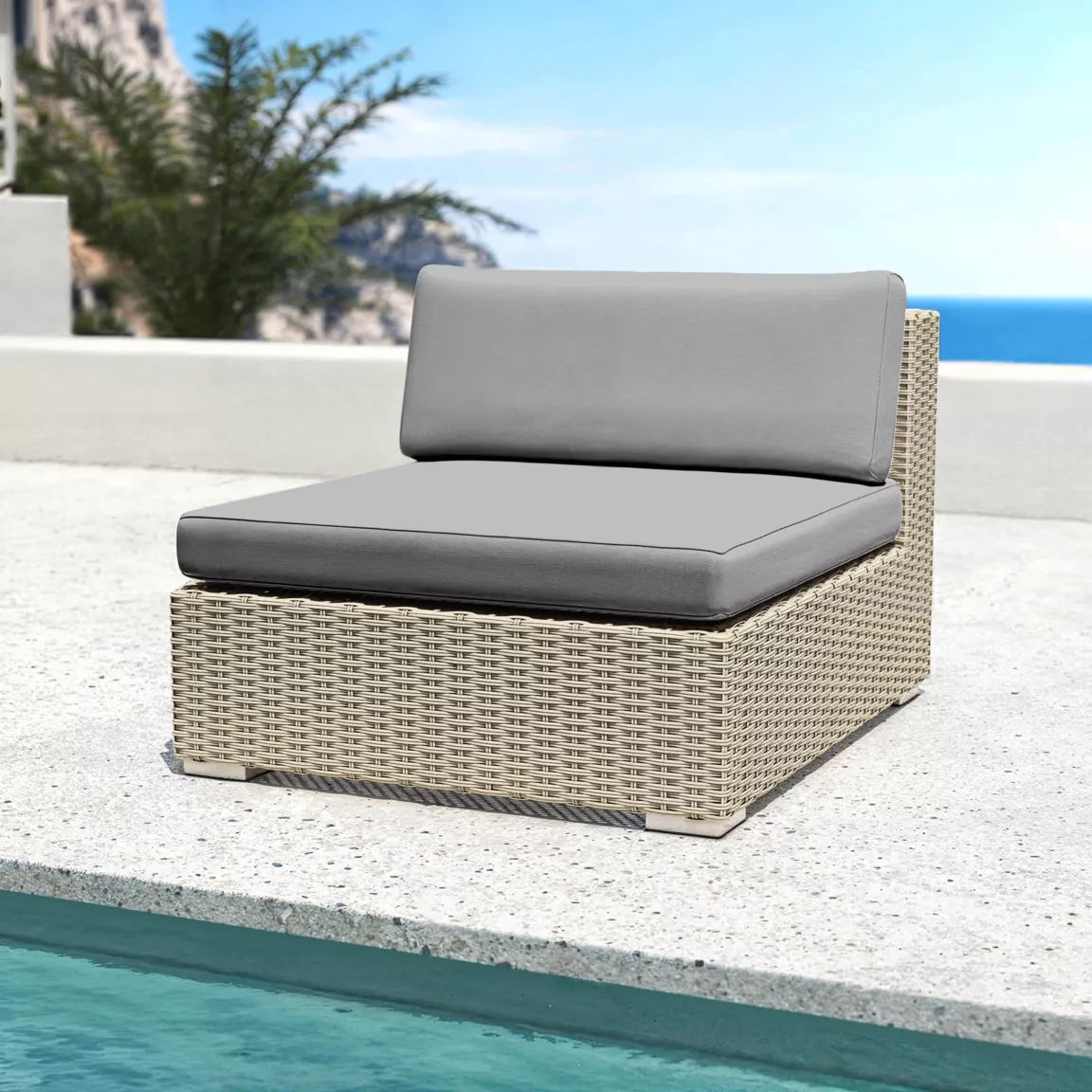 Chauffeuse de jardin en résine tressée Palma Gris et anthracite