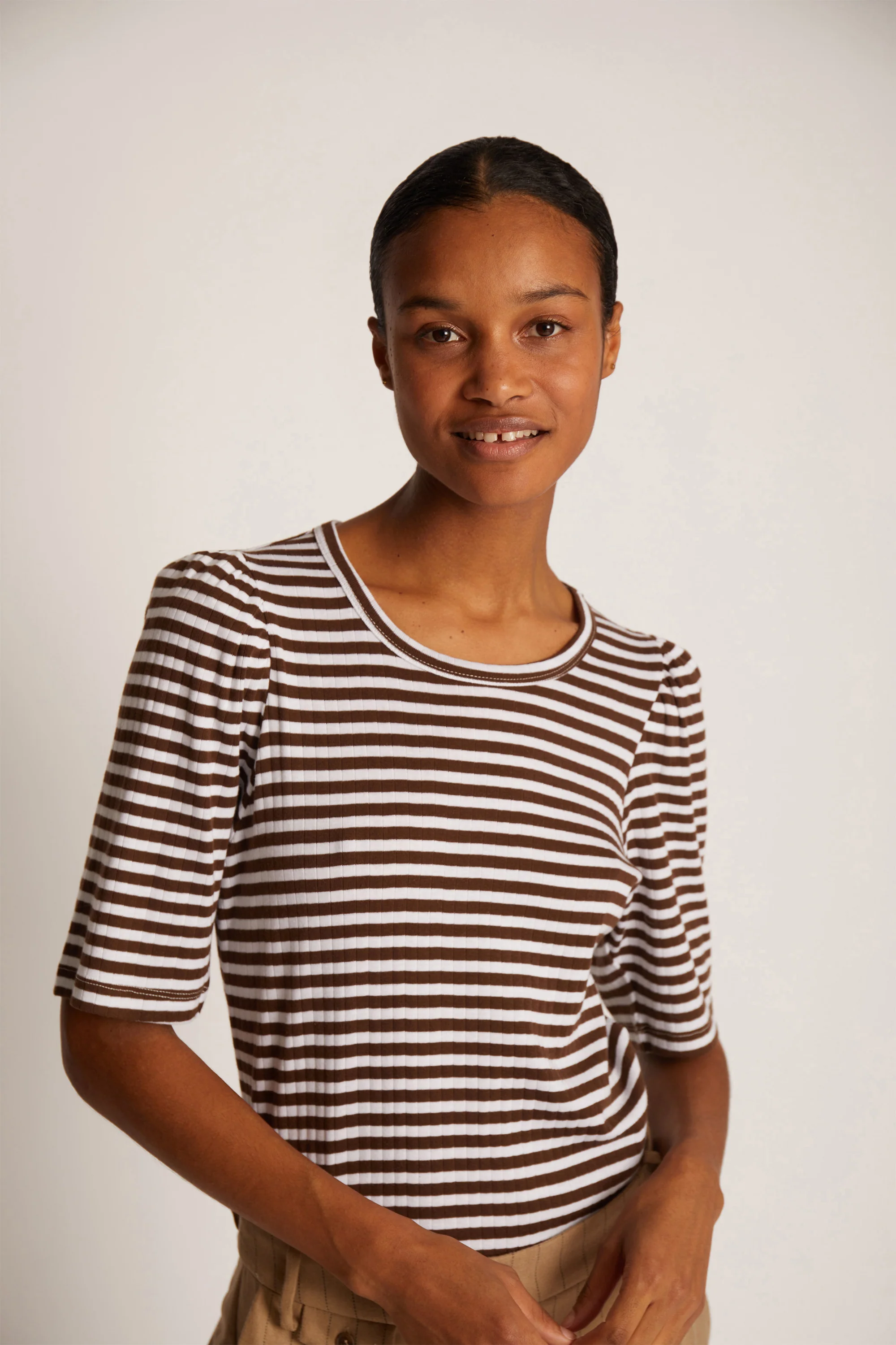 MUNTHE  Jikolaz t-shirt - Mocca