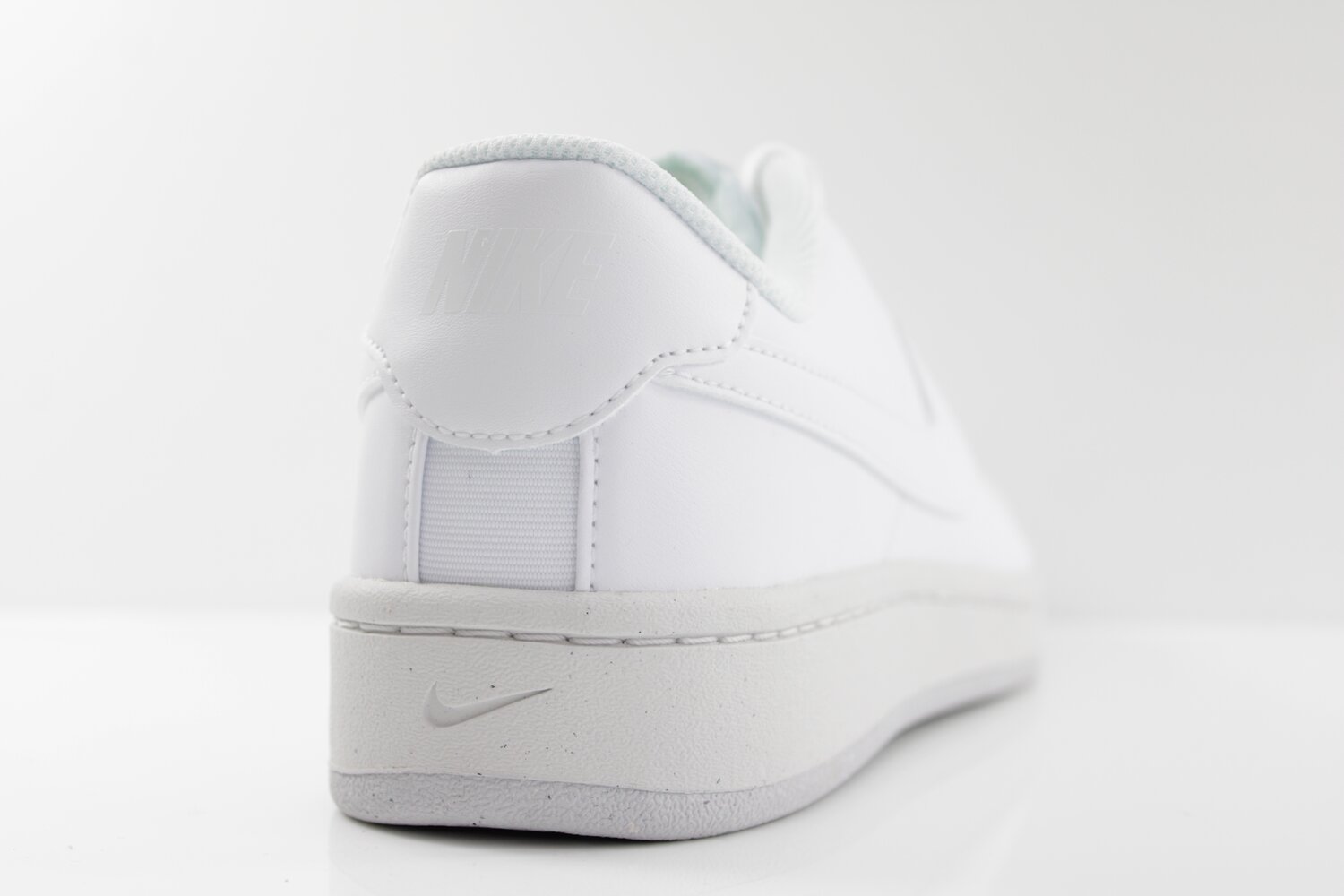 Nike Sneaker
