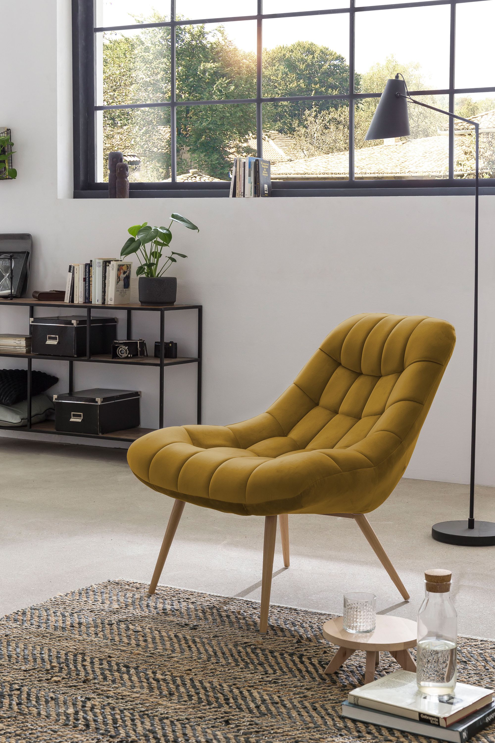 Sessel XXL Samt gelb Holzoptik Relaxsessel PolstersesselLoungesessel