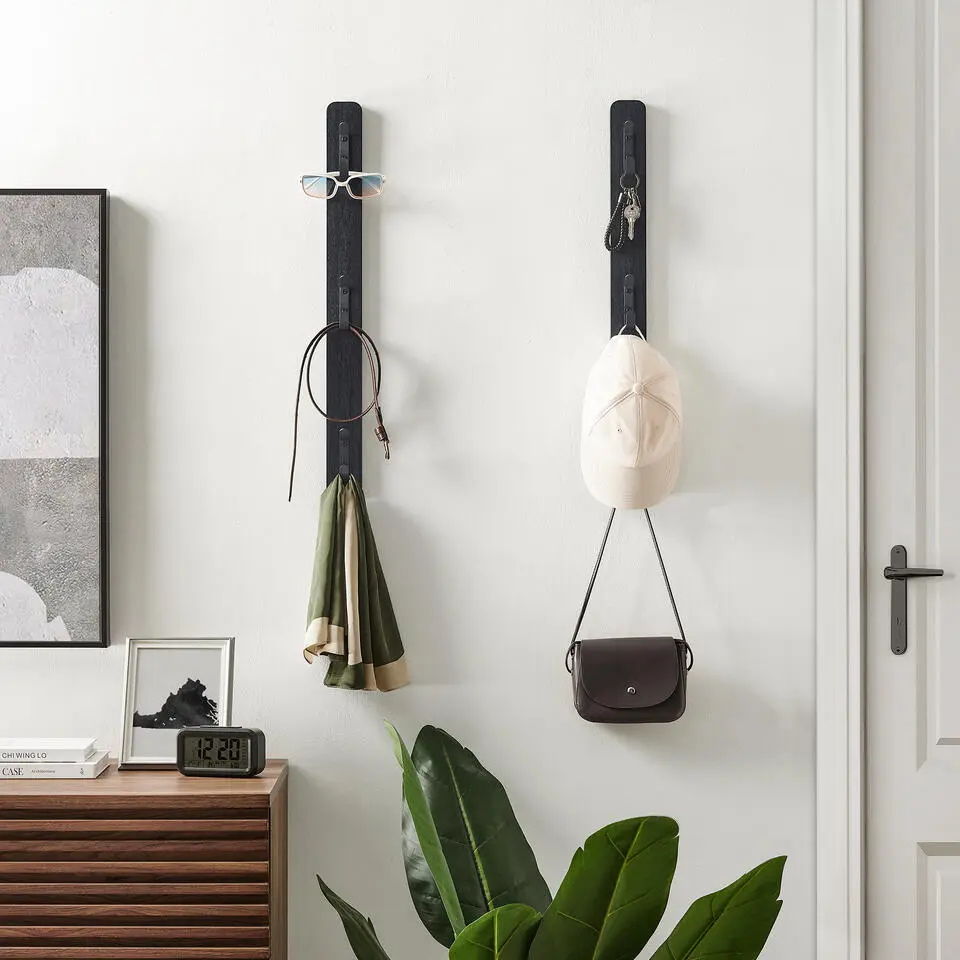 Verticale wandkapstok - met 3 haken - 6x67 cm - zwart