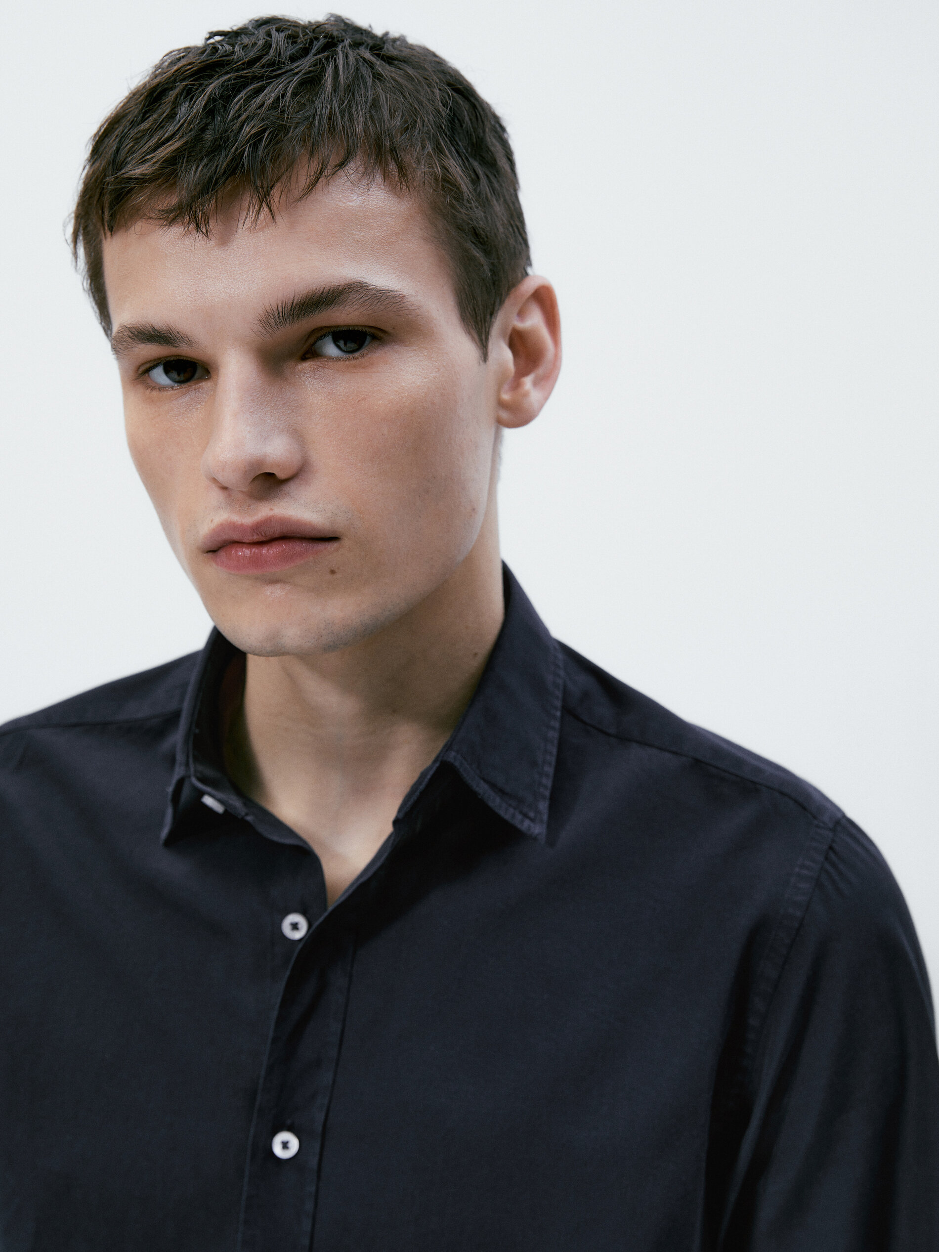 Camisa slim fit em popeline de algodão - AZUL MARINHO