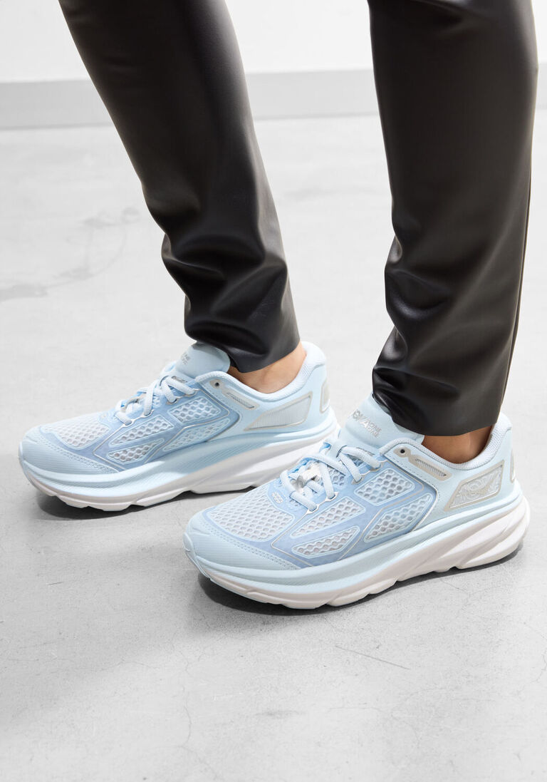 blauwe hoka lage sneakers clifton one9 d