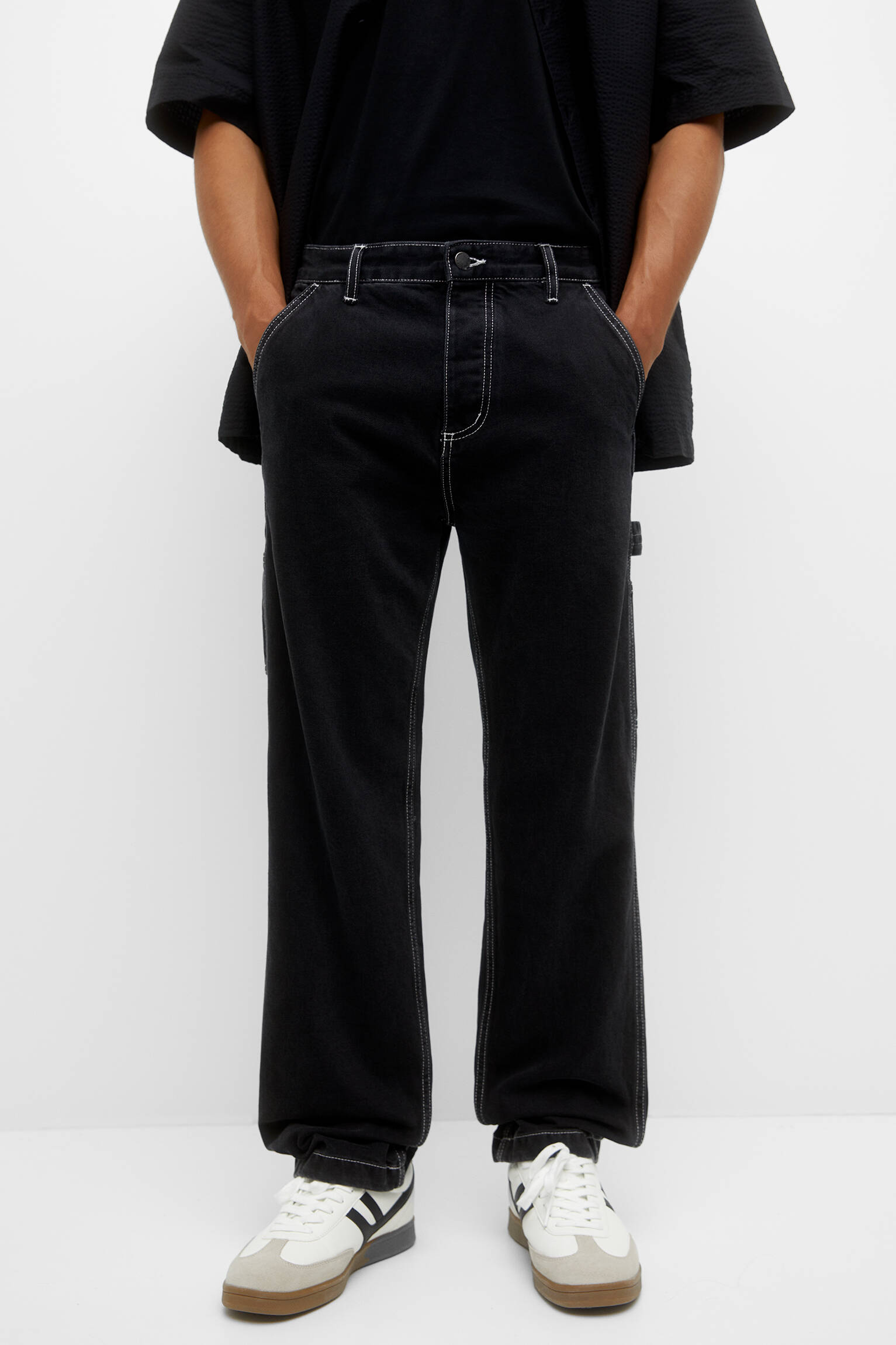 CALÇA JEANS BÁSICA DE CARPINTEIRO - PRETA