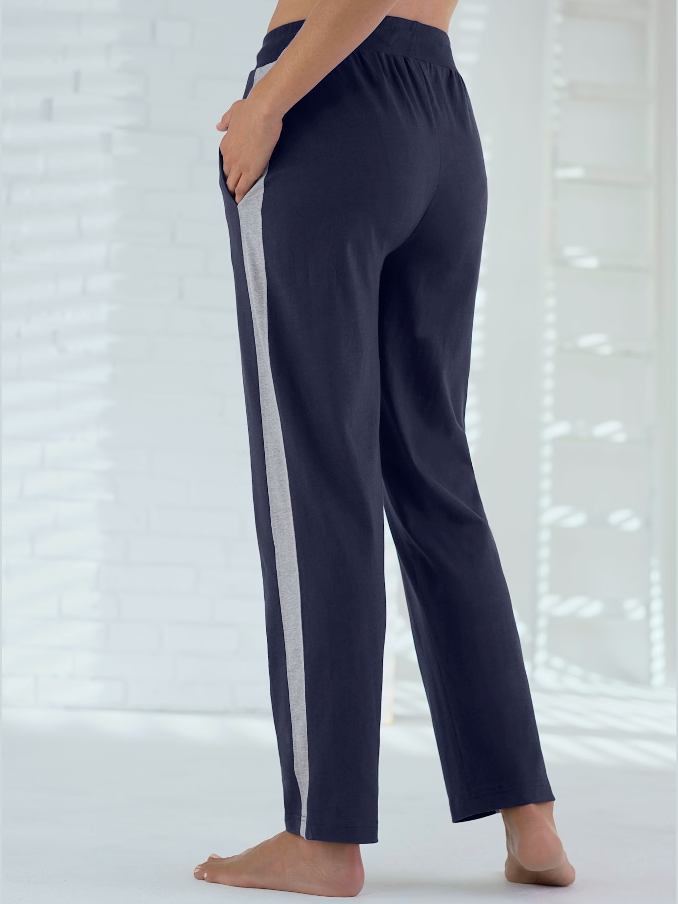 Pantalon de jogging avec broderie