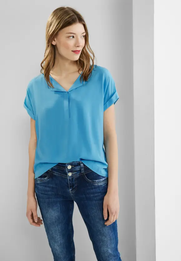 Bluse mit Klappenkragen - splash blue
