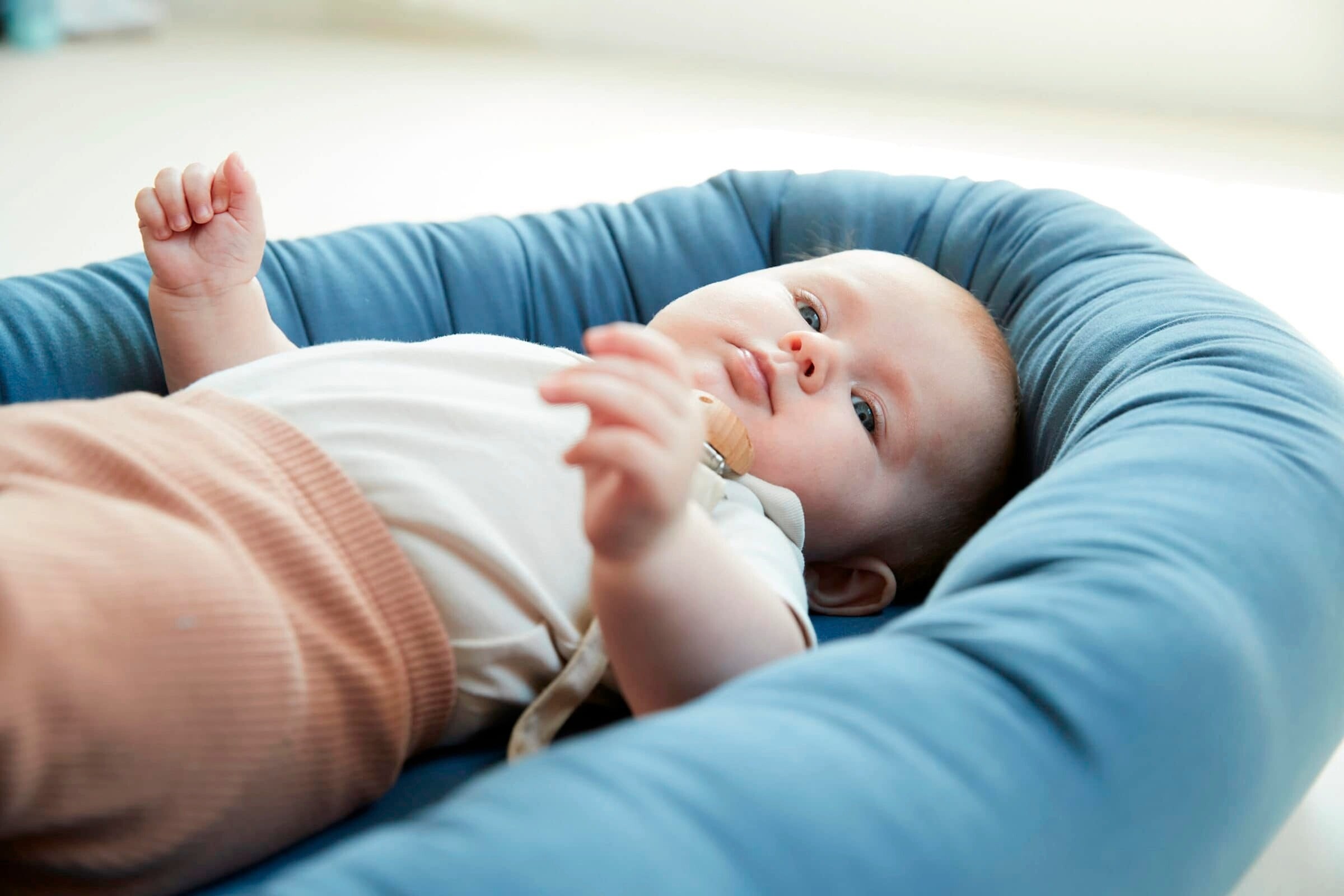 FILIBABBA Babynest - Kapok Muddly Blue