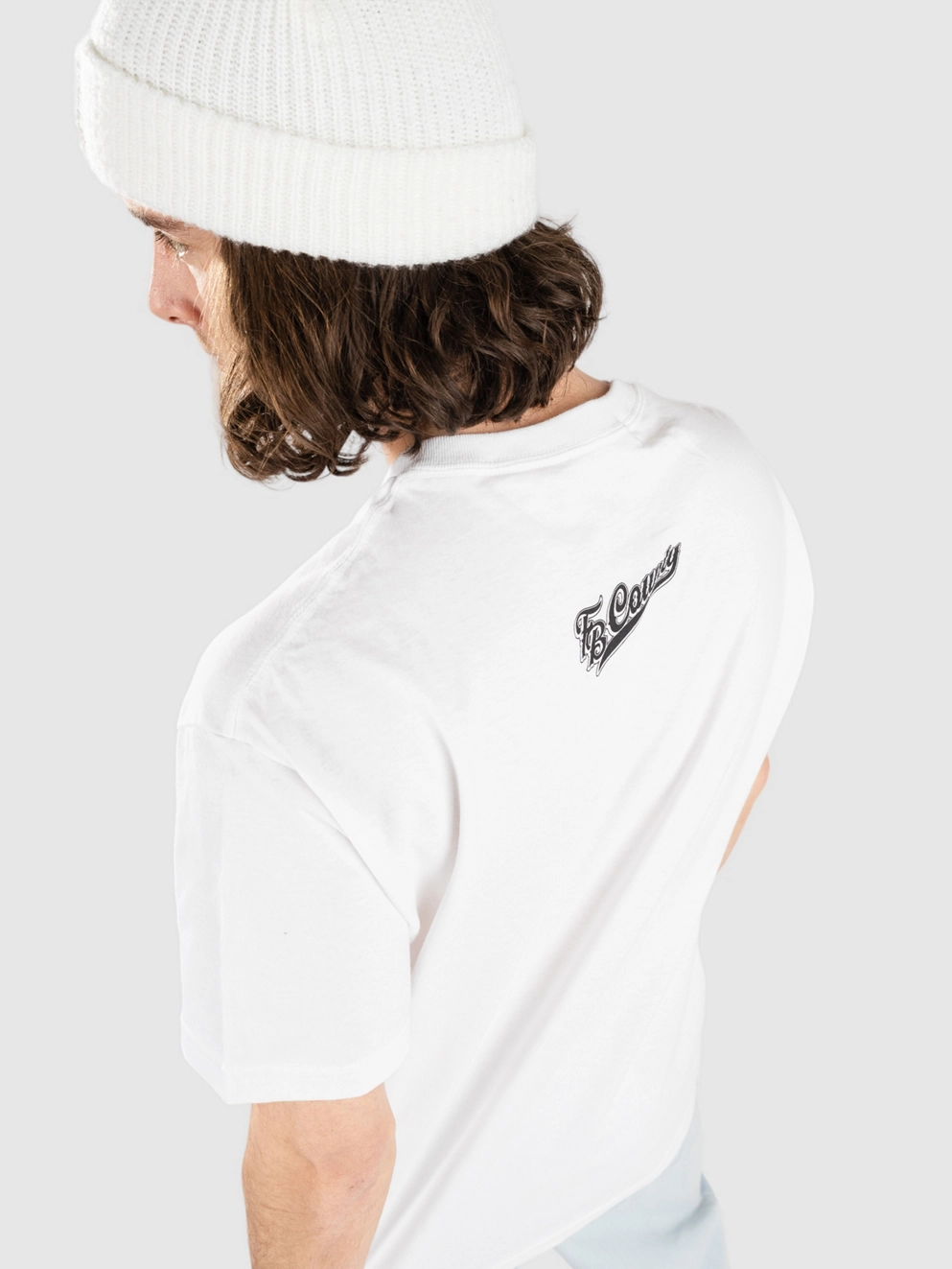 FB County Crusin Hyna Style T-Shirt white