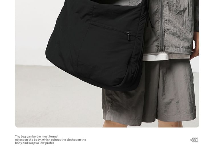 HOVERUP - Effen nylon crossbodytas