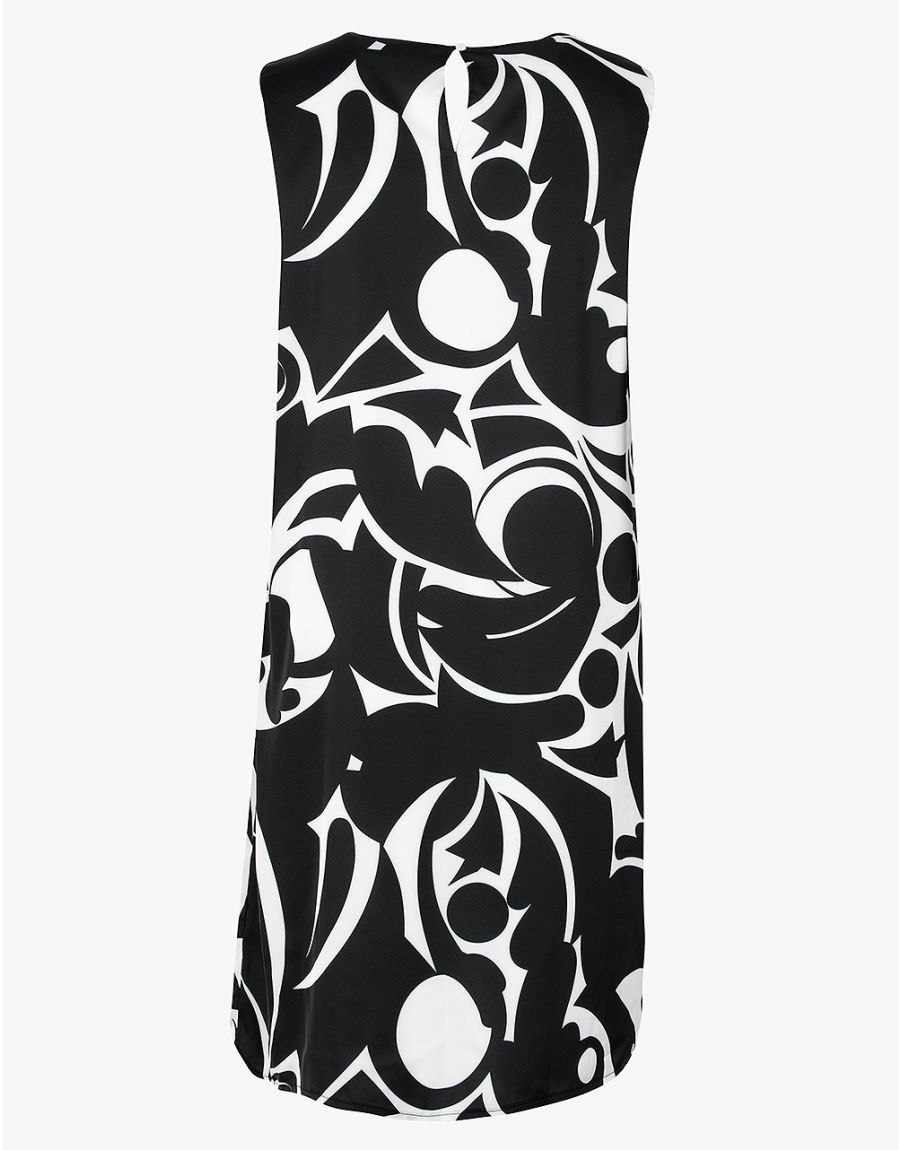 Robe chic noire en satin