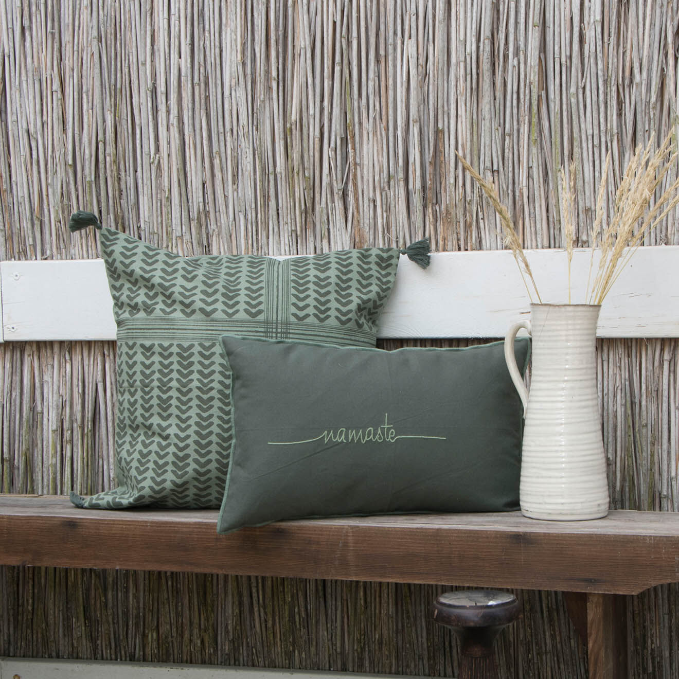 Febronie Housse de coussin Namaste jaune/kaki - 50x30 cm