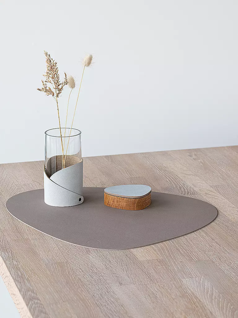 LIND DNA Leder Platzset oval NUPO 37x44cm Brown hellbraun