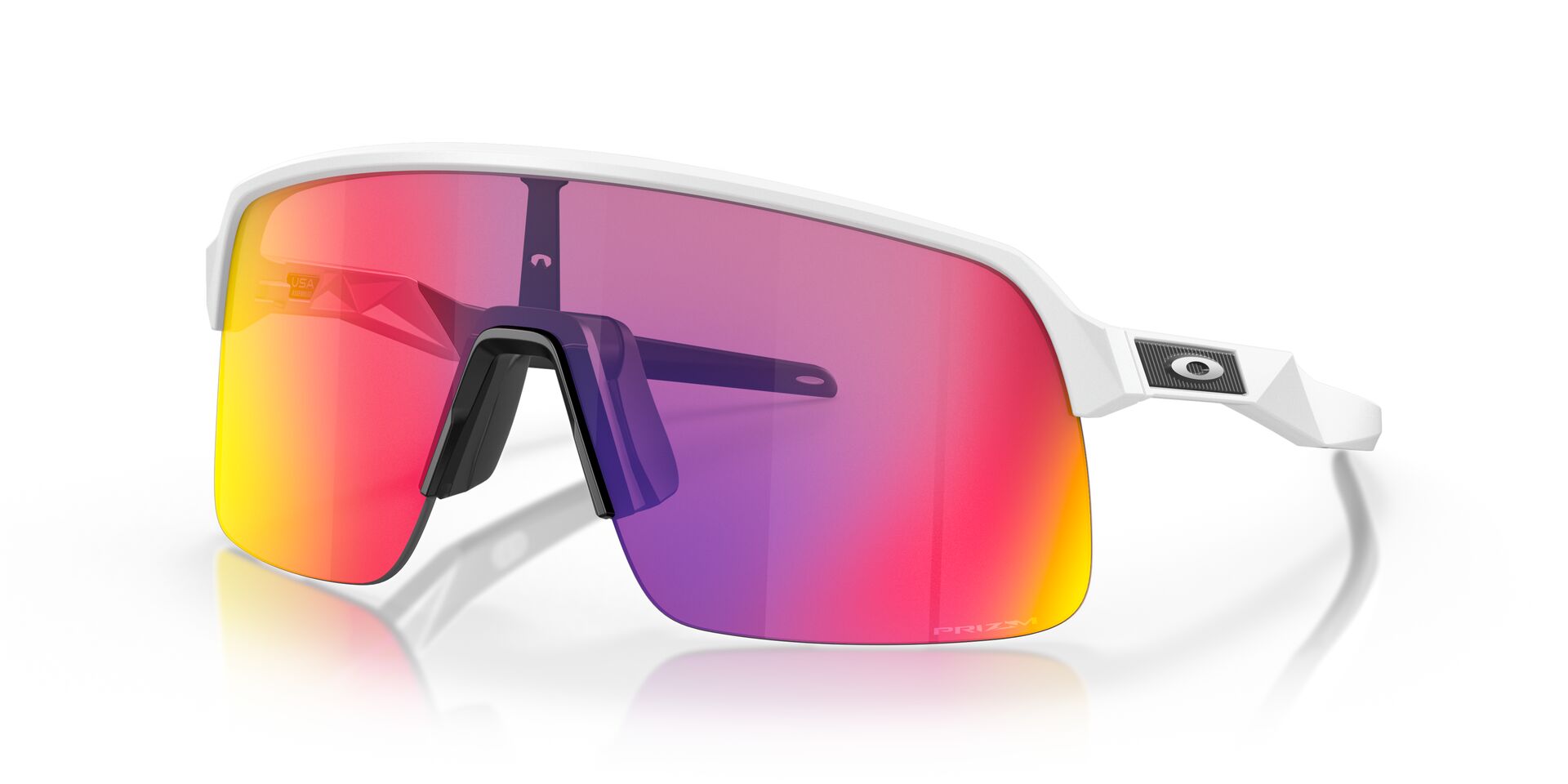 Oakley Sutro Lite Matte White w/Prizm Road Gir syklister en modig og allsidig stil som passer både på og av sykkelen