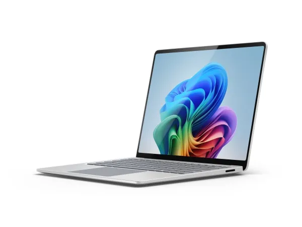 Microsoft Surface Laptop Copilot  PC - 7th Edition - Snapdragon X Plus - X1P-64-100 / op til 3.6 GHz - Win 11 Pro - Qualcomm Adreno - 16 GB RAM - 512 GB SSD - 13.8