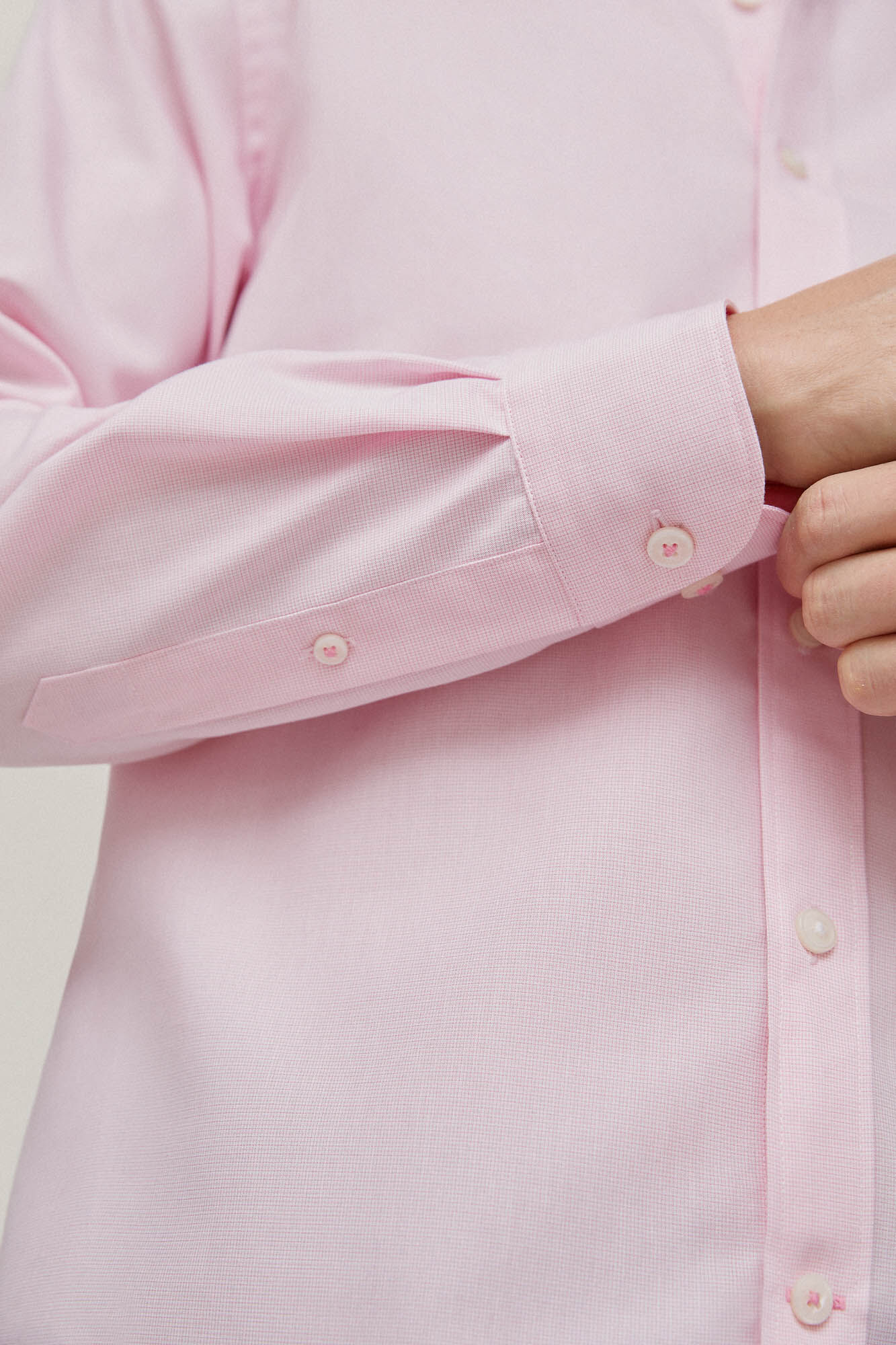 Camisa micro xadrez que não precisa passar - Rosa