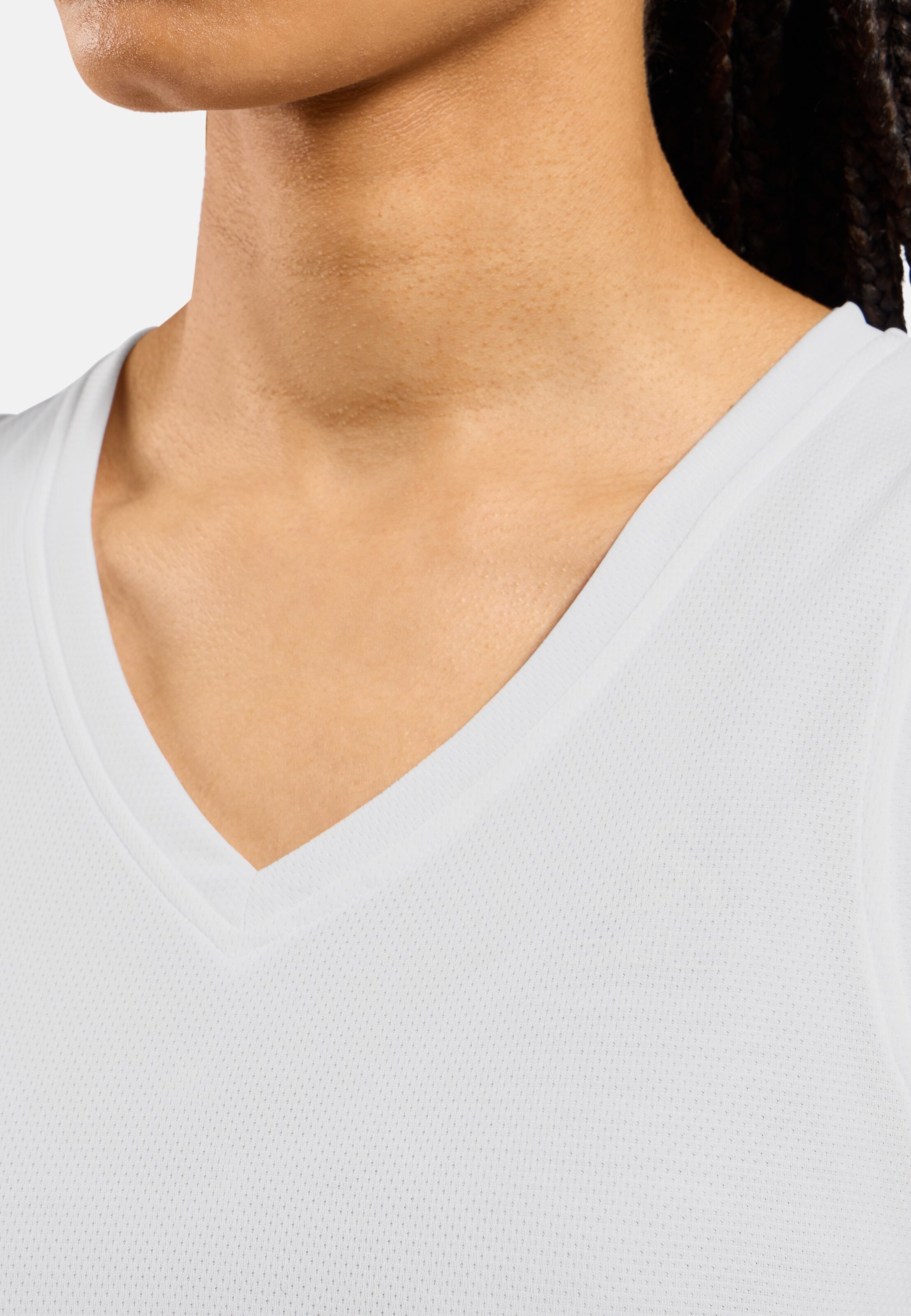 Active F-Dry Light Base Layer Singlet in white