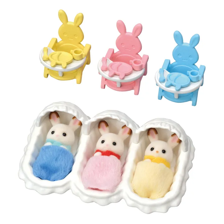 Sylvanian Families Les triplés lapin chocolat et accessoires de puériculture