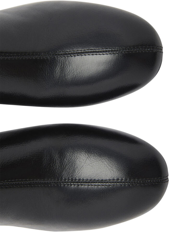 MANGO Zipped leather ankle boots Black