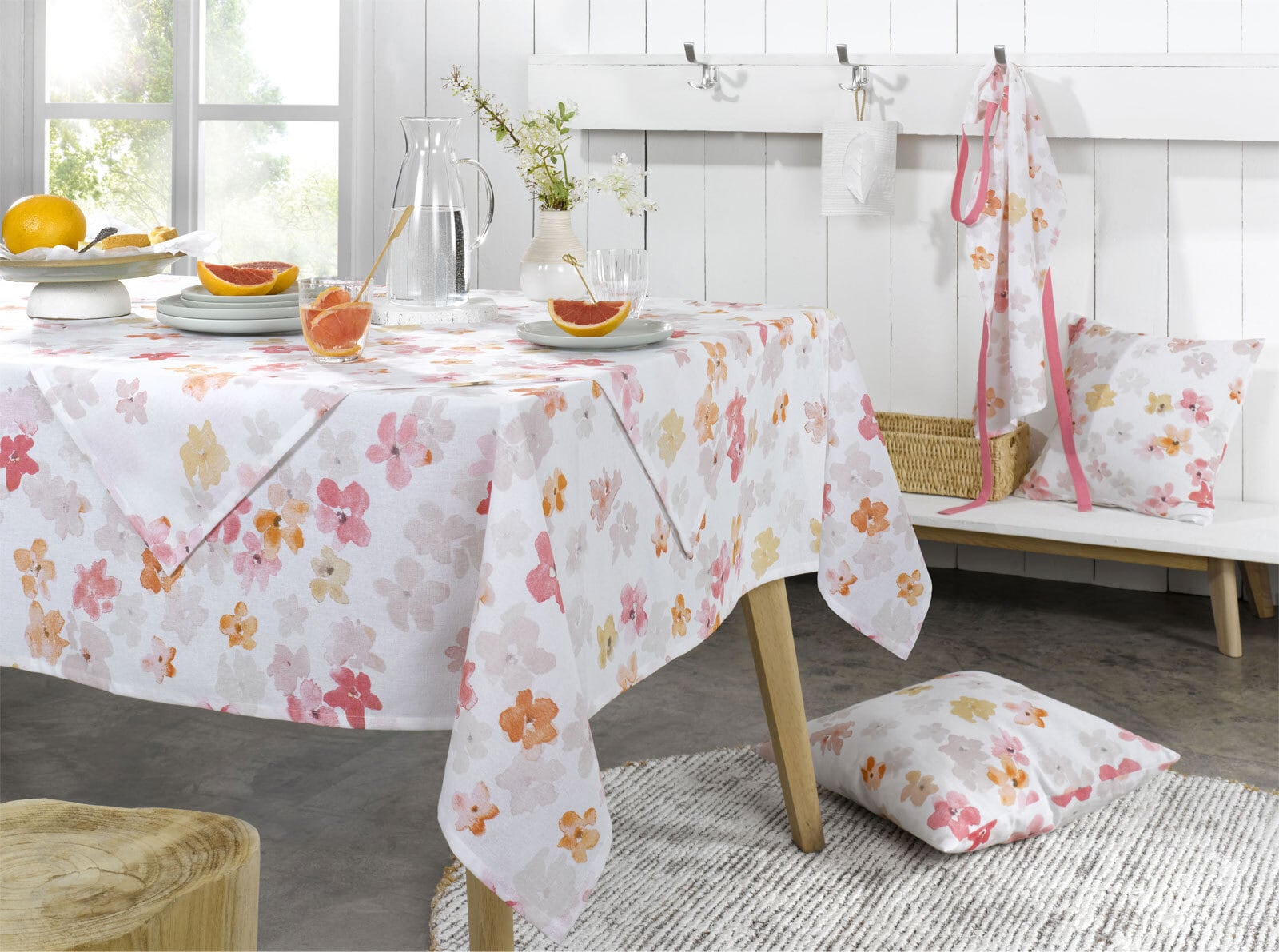 casaNOVA Mitteldecke FLORA 90 x 90 cm mehrfarbig