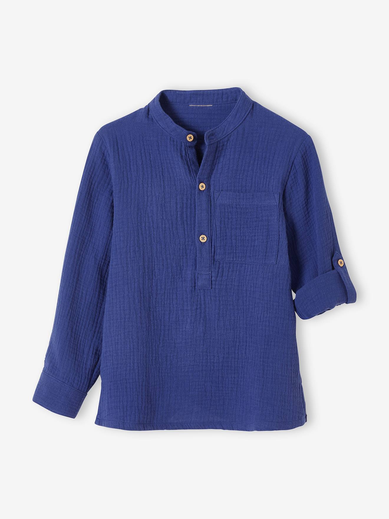 Camisa de chiffon de algodão com mangas que podem ser dobradas, para menino de pele cor de barro.