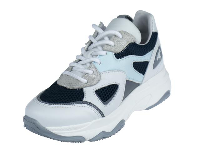 Giga Sneaker