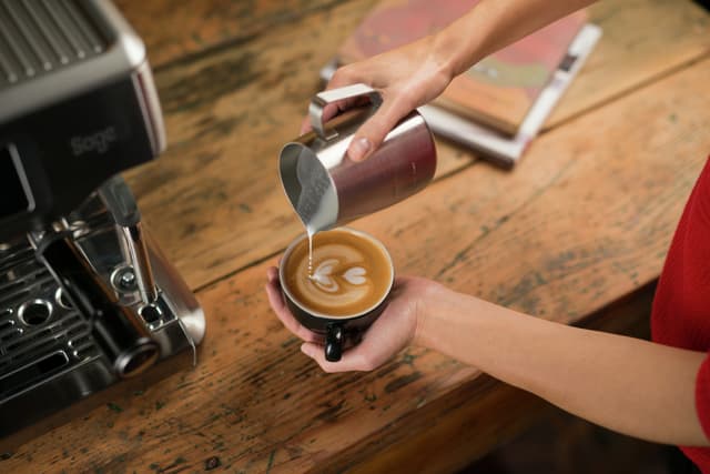 Sage Barista Touch espressomaskine SES880BSS