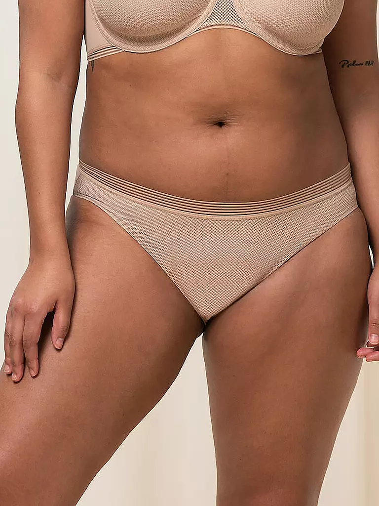 TRIUMPH Tai-Slip 
