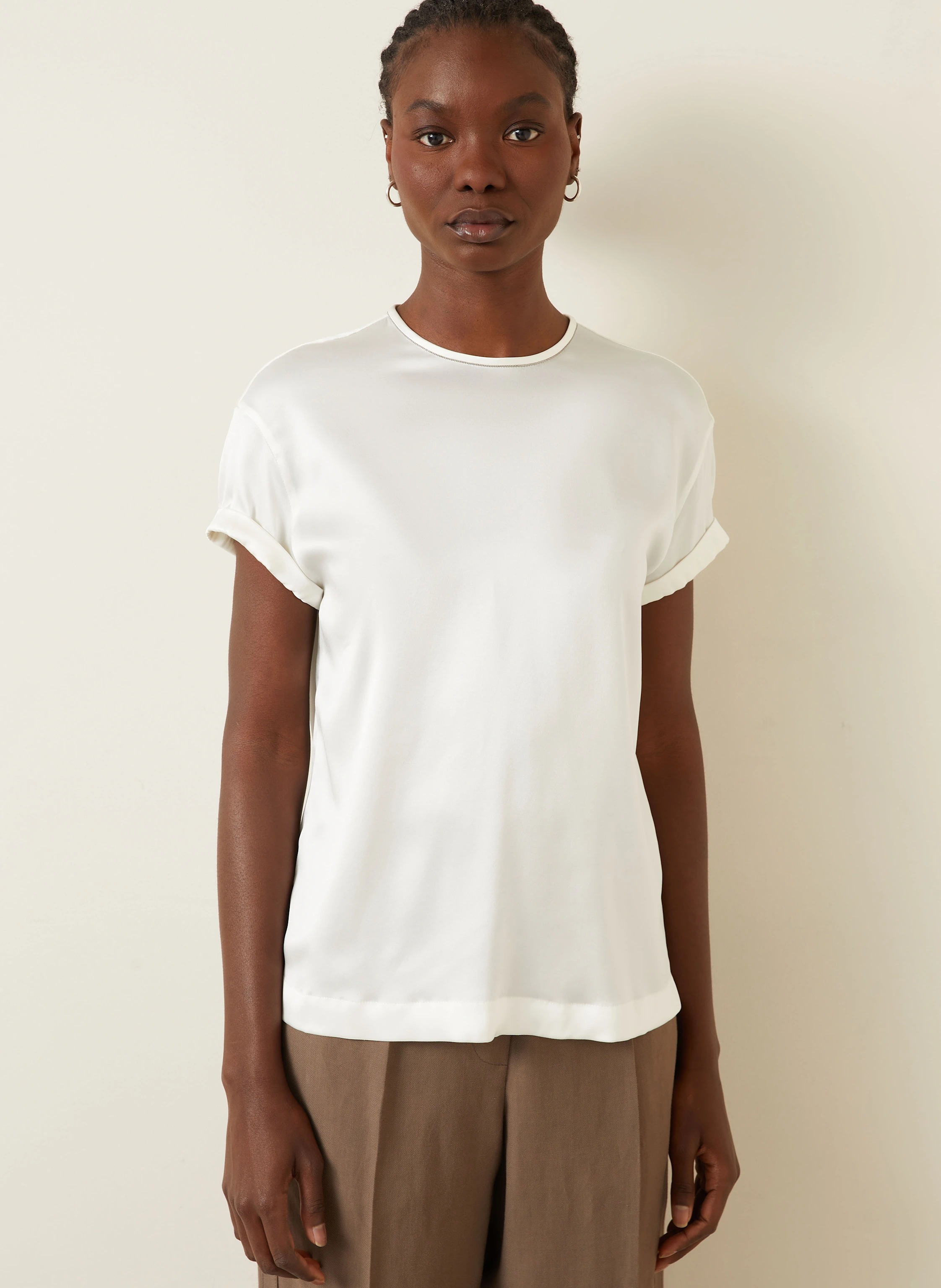 BRUNELLO CUCINELLI Blusenshirt aus Seide mit Schmucksteinen