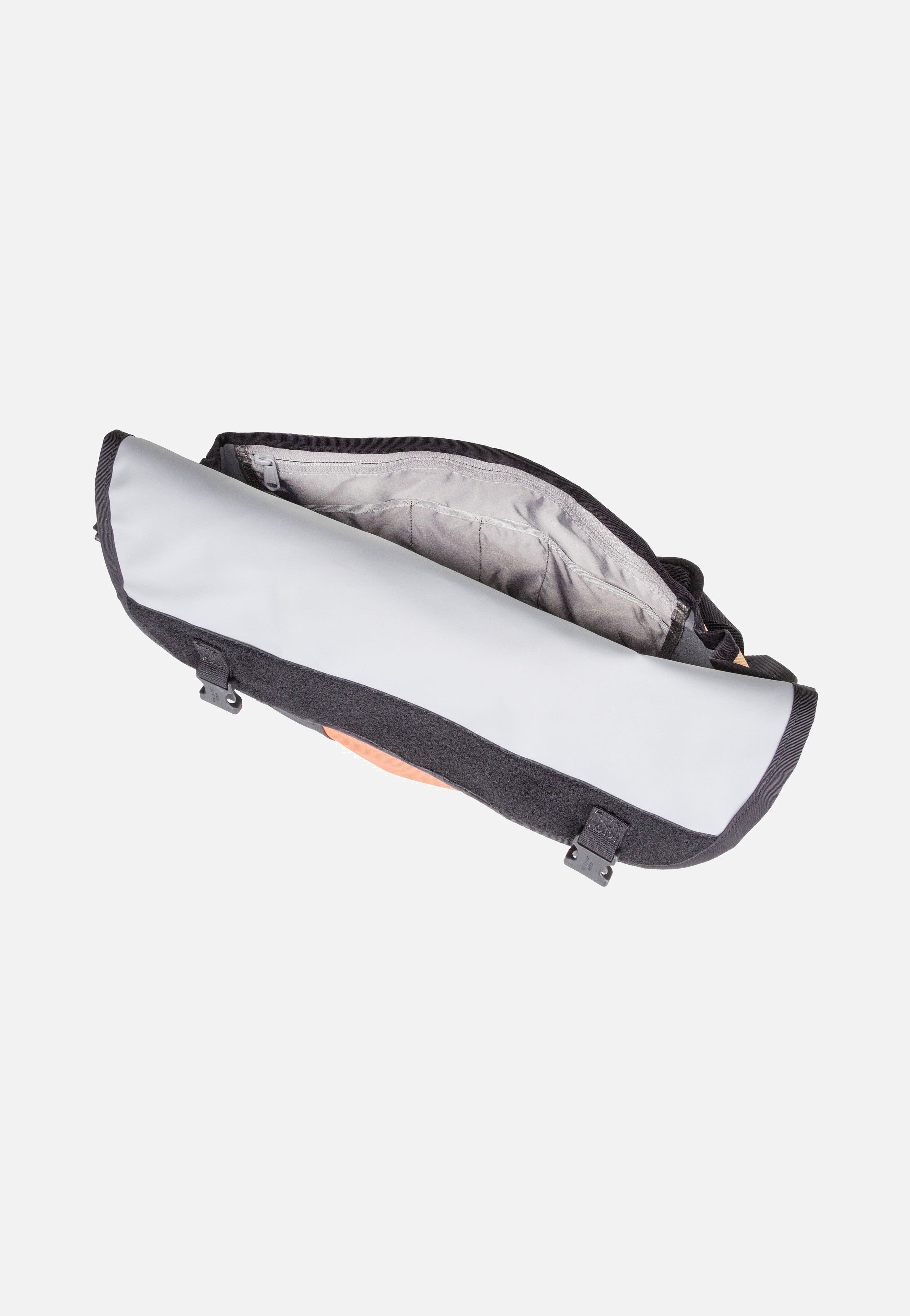 Classic S Earth - Messenger Bag