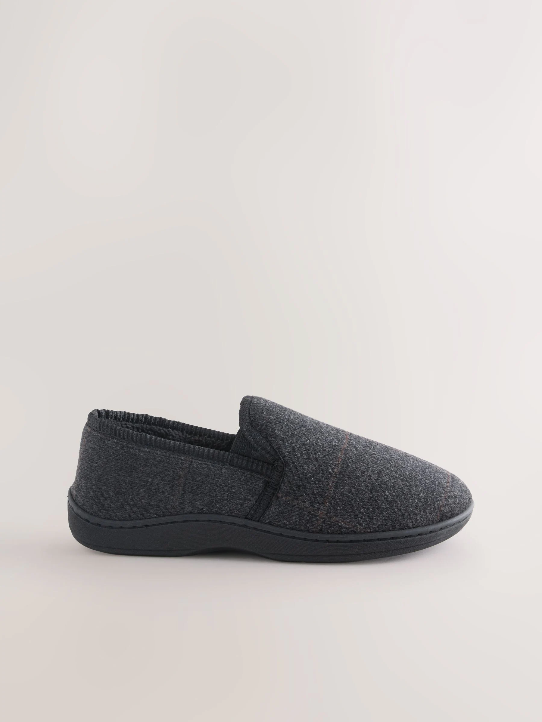 Zwart - Pantoffels met dichte hiel