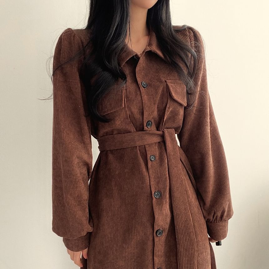 Lewwe - Lange mouwen effen corduroy midi-jurk met riem