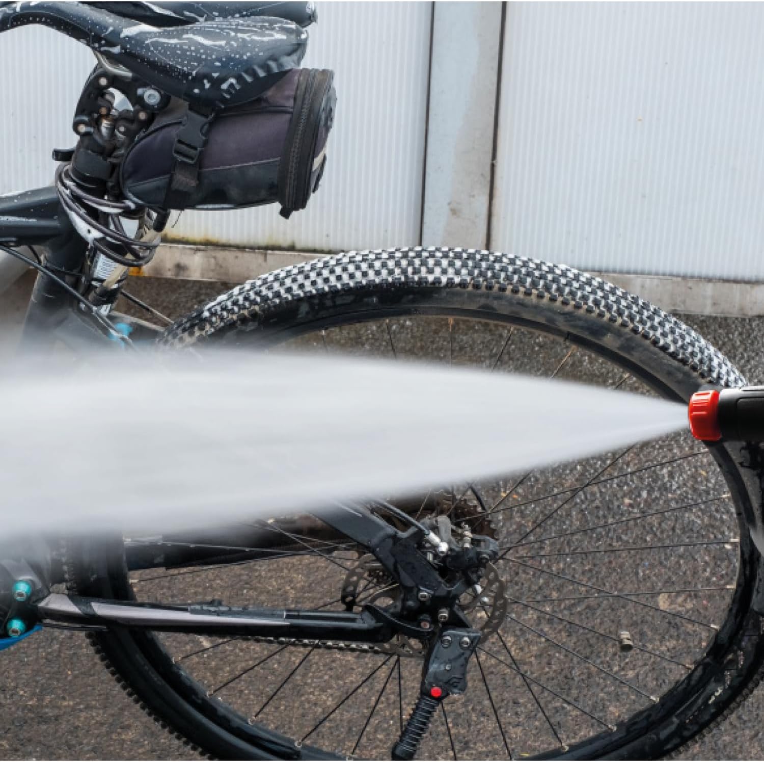 Errecom JET GUN PRO, Tragbarer Akku-Hochdruckreiniger, 8-L-Wasserbehälter, 3-m-Spiralschlauch, Gewicht 2,1 Kg